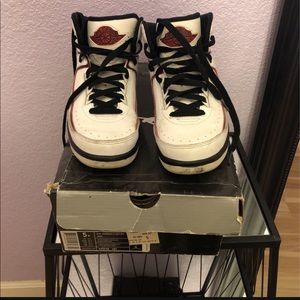 Jordan 2s